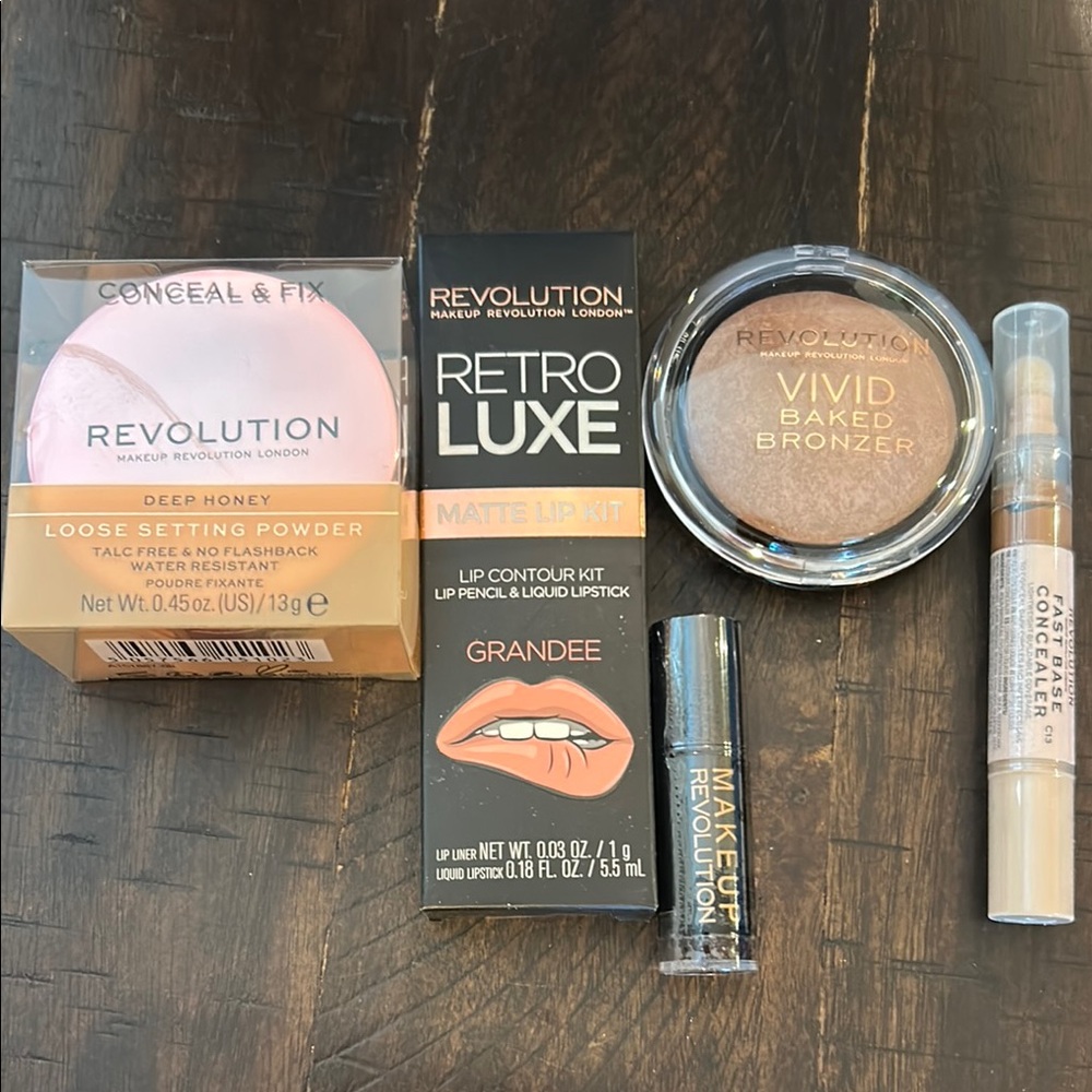 Revolution Makeup Set - Deep Honey, Grande, Golden Bronze